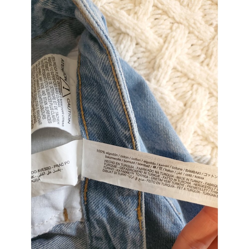 Zara Light Wash Distressed High Rise Straight Jeans 10 - Picture 8 of 8